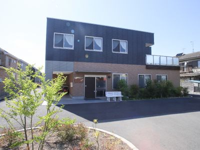 モダンな建物の外観