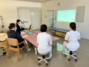 訓練する職員の部屋  