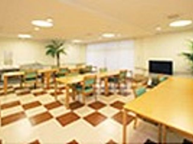 ダイニングルーム ダイニングルーム 自然光あふれる開放的な空間です。明るく広々としたダイニングでは、和やかなひとときを過ごせます。