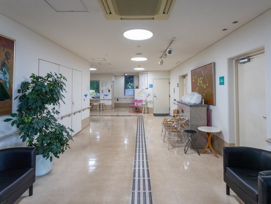 広々とした廊下
