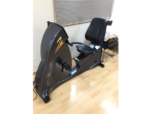 トレーニング機器