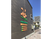 色彩豊かな看板の壁