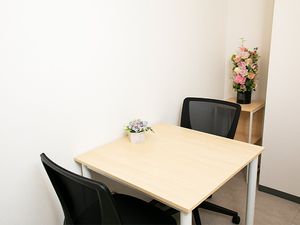 打ち合わせ用の個室  