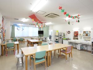 明るい共有スペースの様子