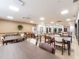 明るい食堂