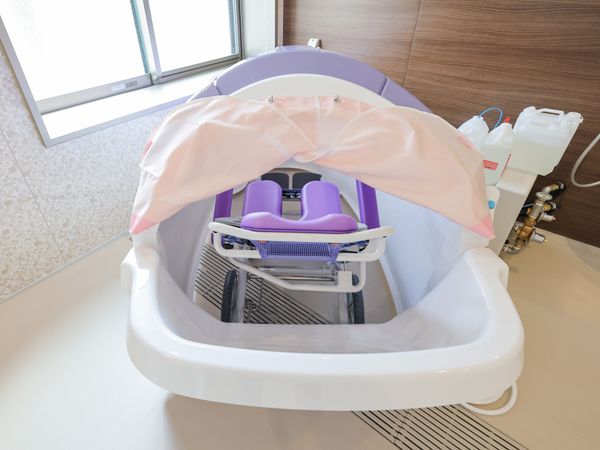 入浴用椅子の浴室