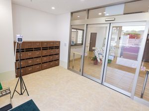 明るいエントランス
