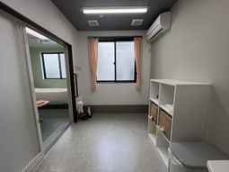 広い施術室