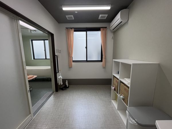 広い施術室