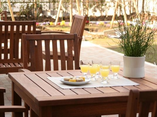 屋外のリラックス空間