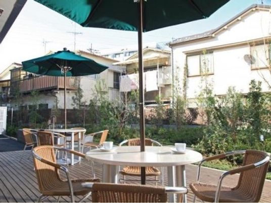 快適な空間を提供するテラス