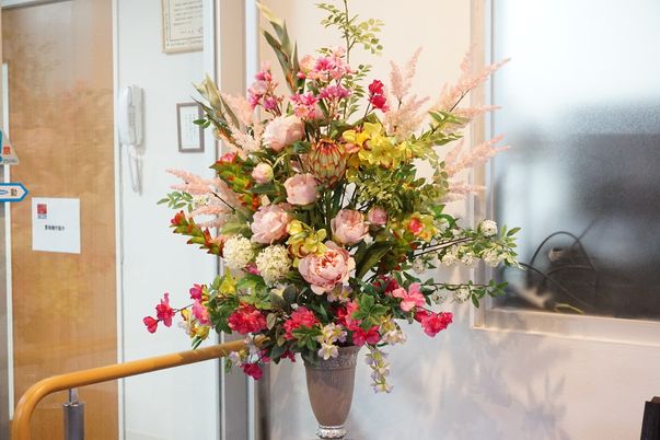 エントランスの花飾り