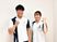 笑顔のスタッフ2人  