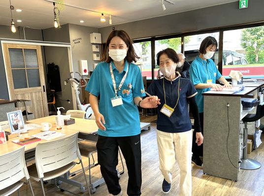職員と利用者の共同スペース