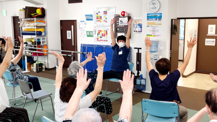 明るい運動の様子訓練室