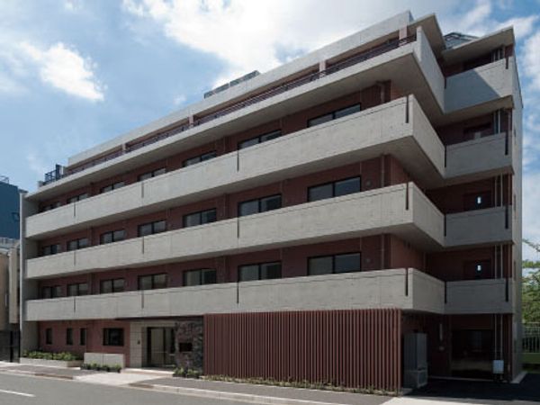 現代的な建物の外観