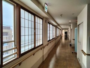 明るい廊下  