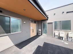 静かなエントランス