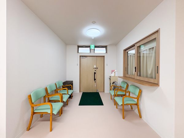 落ち着いた雰囲気の廊下