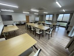 広々とした多目的室