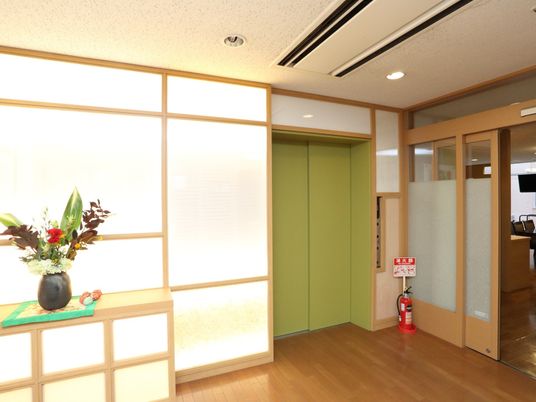 エントランスの和風インテリア