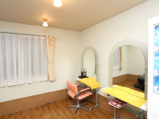 明るい理美容室