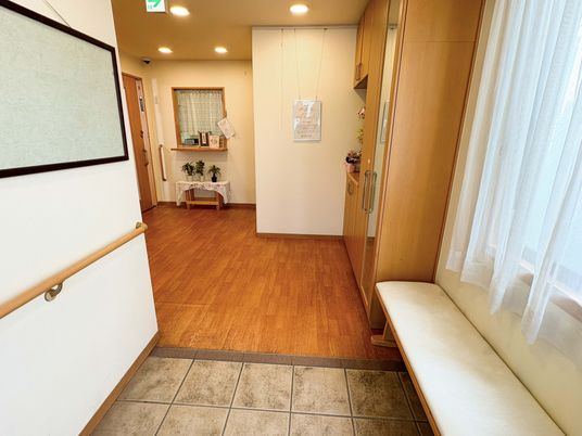 自然光の入る廊下