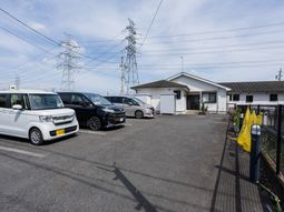 駐車スペースがある建物