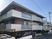 設備が整った居住施設の外観