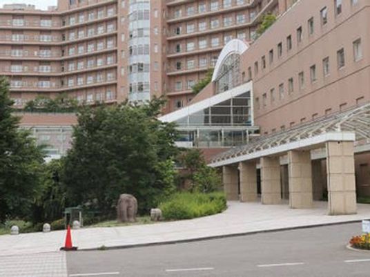 建物正面の外観  