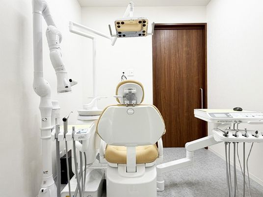 機能訓練室の診療椅子  