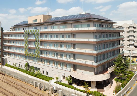 多階層の施設外観