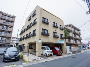 3階建ての建物