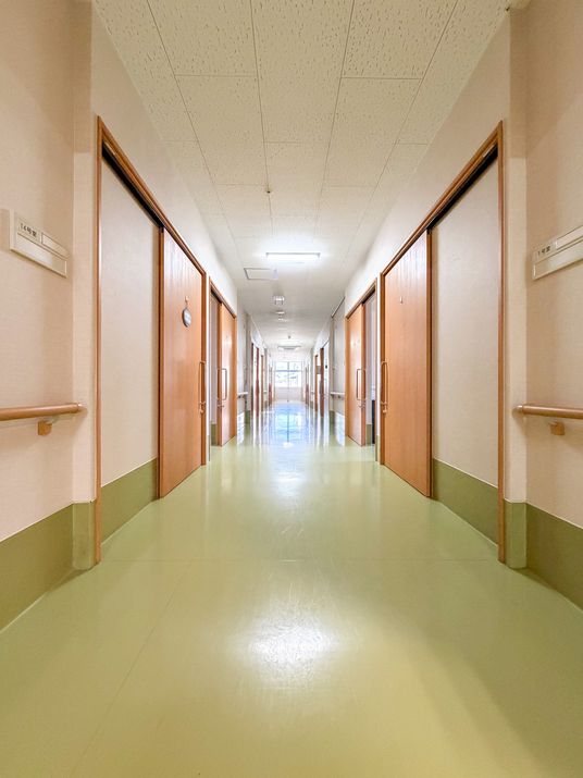 安全な移動が可能な廊下