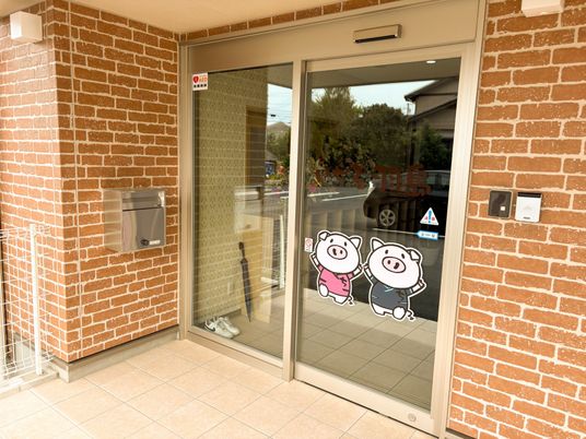 自動ドアのエントランス