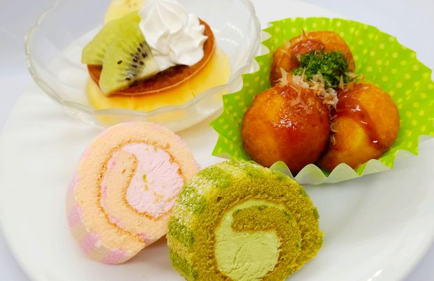 多様な料理の盛り合わせ