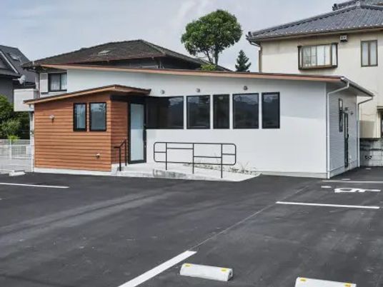 平屋の建物外観  