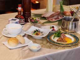 豪華な食事の準備