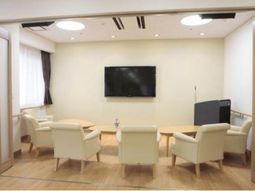 明るいリビング空間