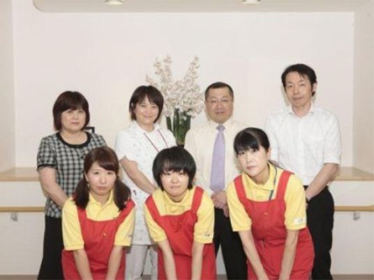 スタッフ集合写真