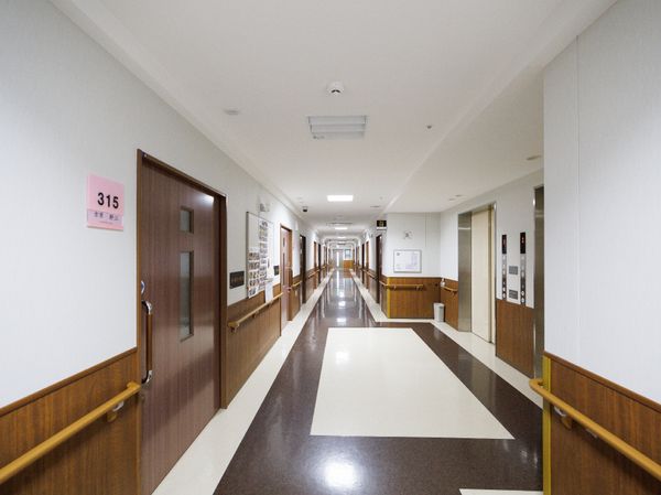 清潔感ある廊下の様子