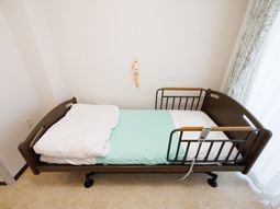 快適な居室ベッド