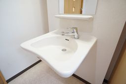 清潔感ある洗面台の一角