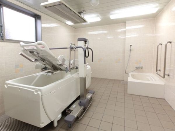 機能的な浴室機器