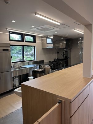 自然光が入る調理エリア