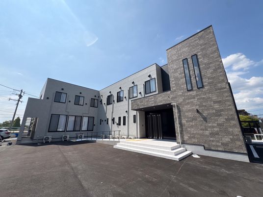 外観の建物正面  