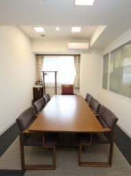 会議室風の居室