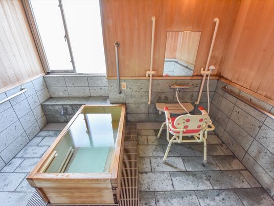 バリアフリー浴室設備