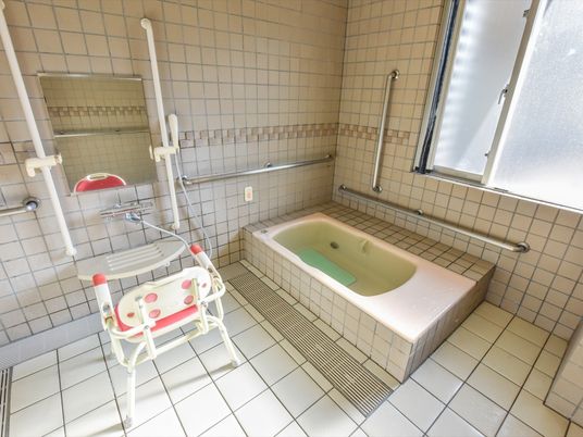 バリアフリー浴室設備