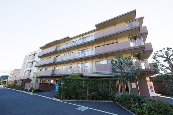 清潔感のある建物外観